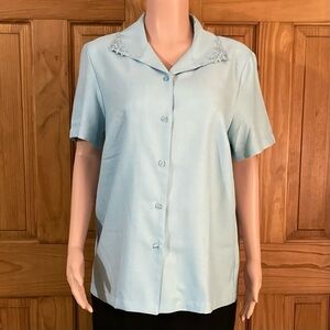 NWOT Blair Embroidered Top Blouse Size L
